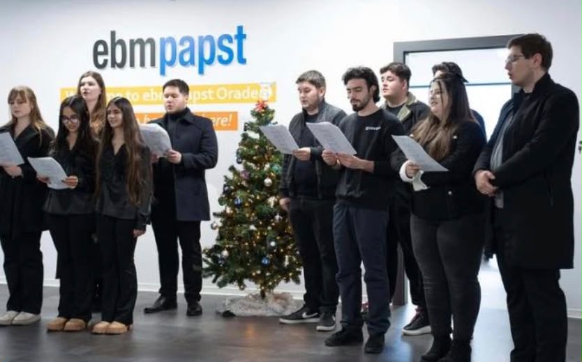 Zâmbete de Crăciun — Campanie Caritabilă